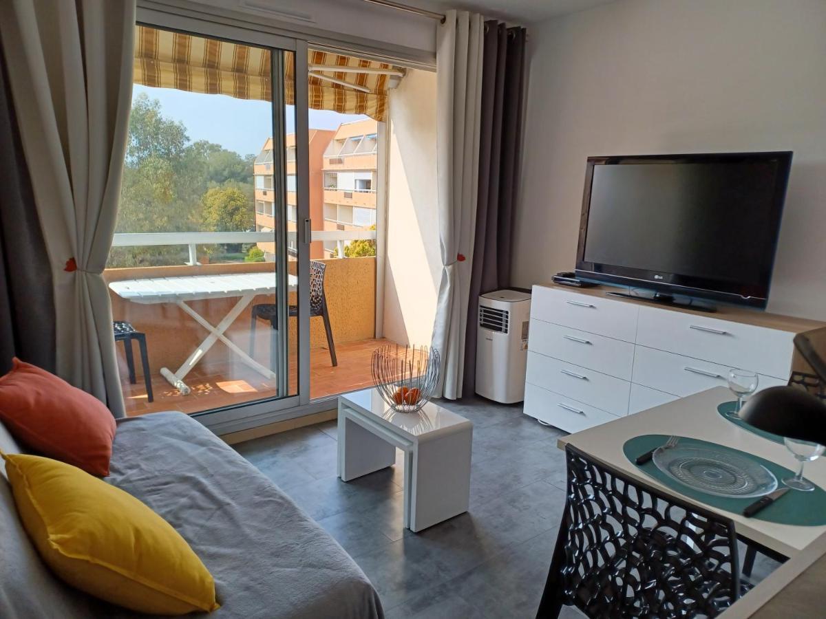 Appart Cosy En Bord De Mer - Port Santia Lucia St Raphael Saint-Raphaël Exterior foto