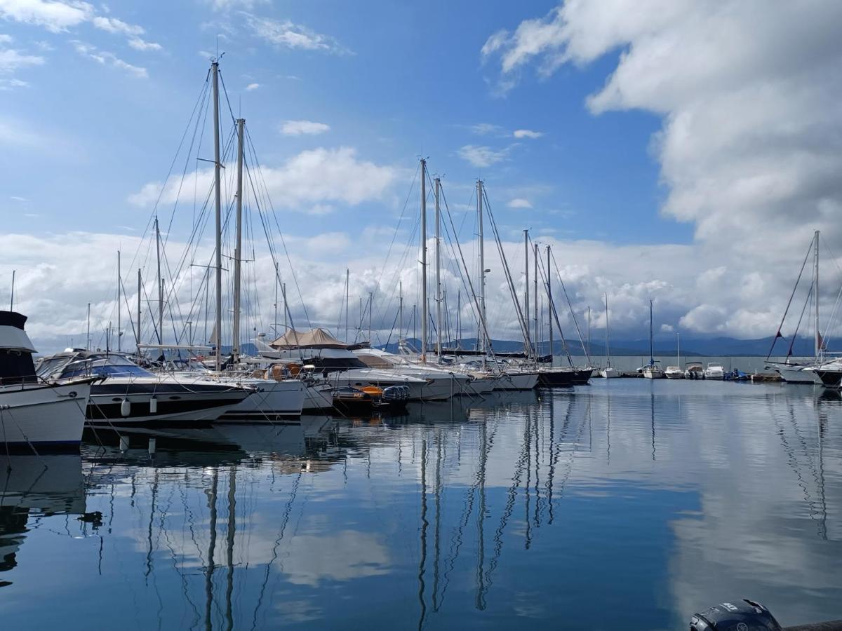 Appart Cosy En Bord De Mer - Port Santia Lucia St Raphael Saint-Raphaël Exterior foto