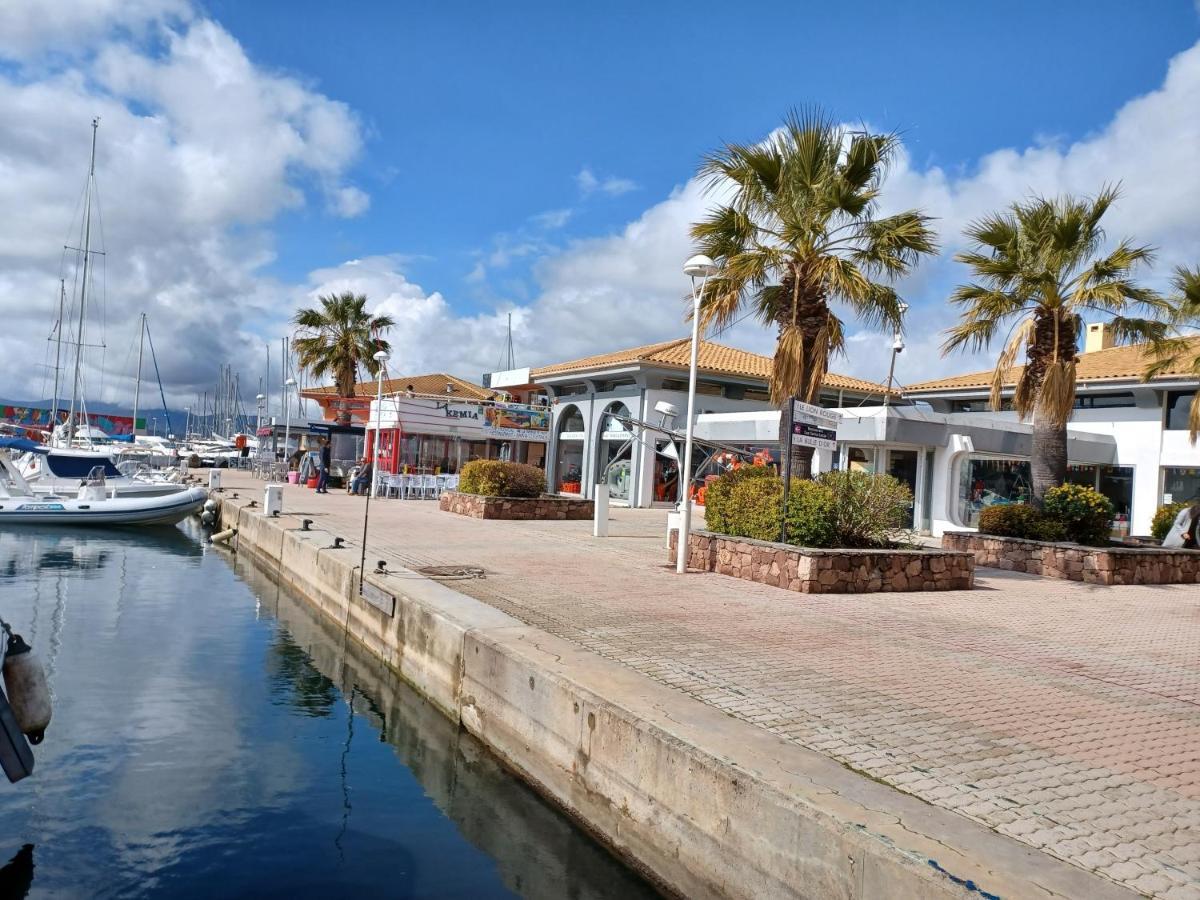 Appart Cosy En Bord De Mer - Port Santia Lucia St Raphael Saint-Raphaël Exterior foto
